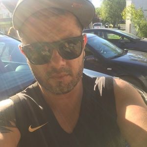 Meet your Posher, Luis